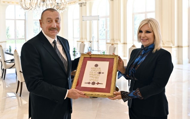 prezident-qebul-kecirdi