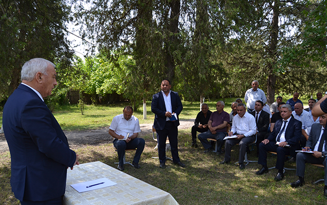 ali-aliyev-seyyar-qebul-kecirdi