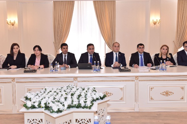 sumqayitda-sertifikatlasdirmaya-dair-gorus-kecirildi