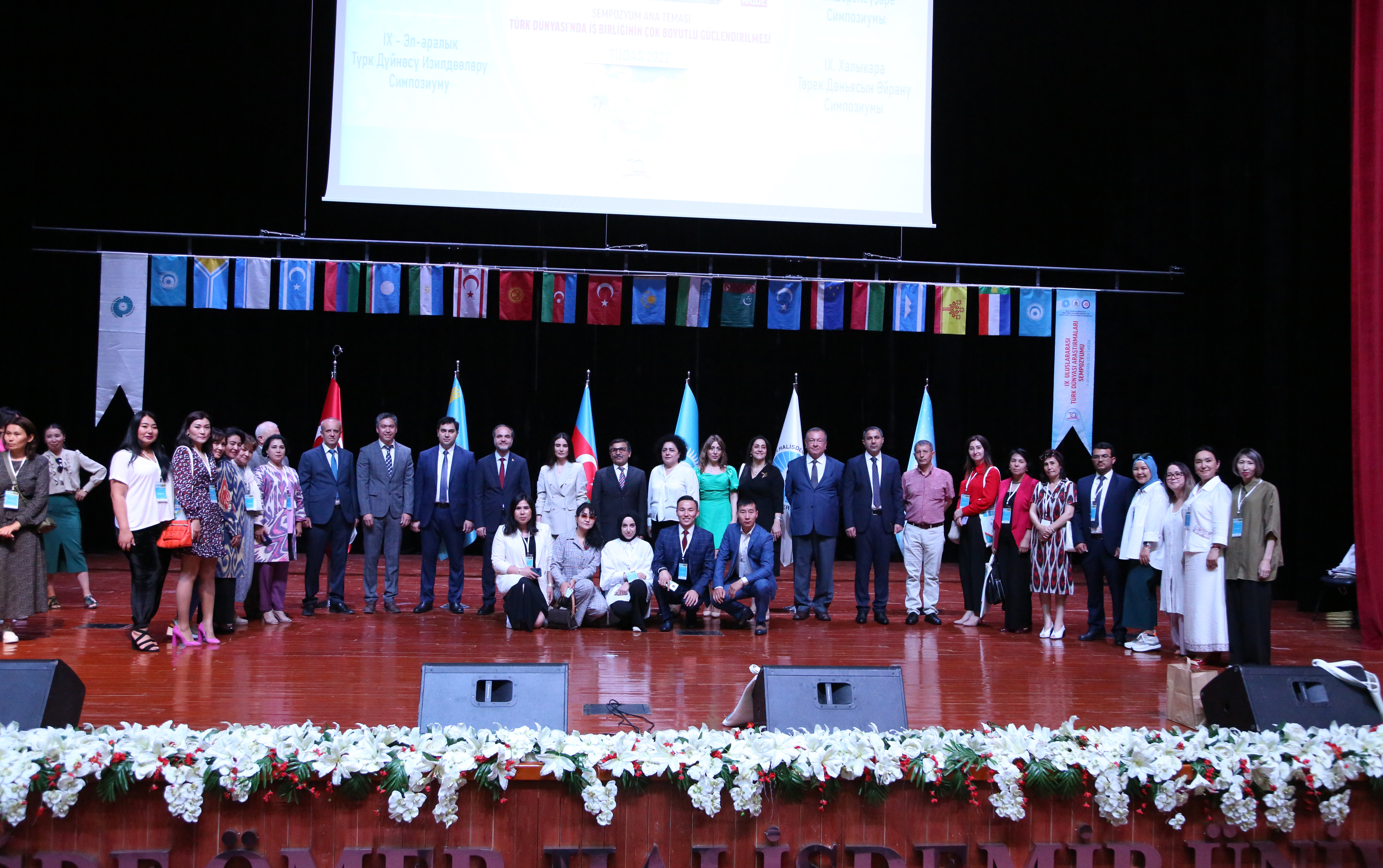 baau-nun-terefdas-oldugu-9-cu-beynelxalq-turk-dunyasi-arasdirmalari-simpoziumu-kecirilib