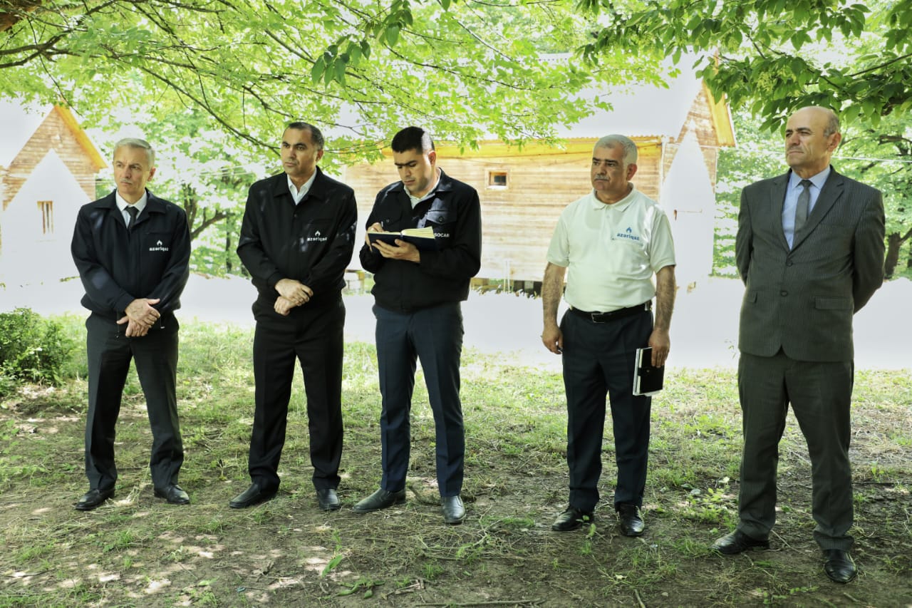 seyyar-qebul-otagi-lerikin-davradibi-kendinde-quruldu
