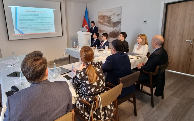 huquqi-ekspertiza-ve-qanunvericilik-tesebbusleri-merkezinin-iclasi-oldu