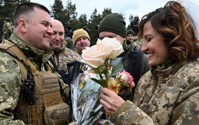 ukrayna-ile-rusiya-arasinda-novbeti-defe-esirlerin-mubadilesi-bas-tutdu