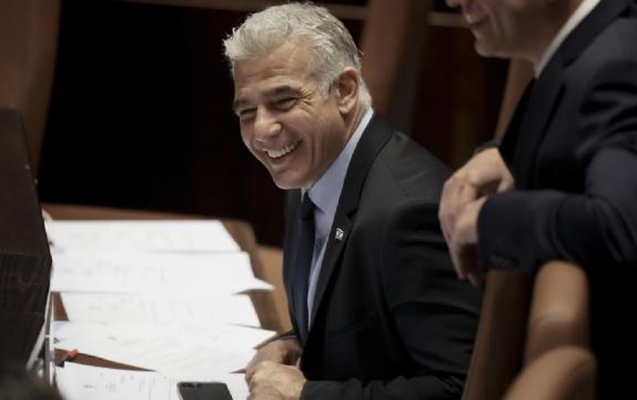 yair-lapid-israilin-bas-naziri-vezifesinin-icrasina-basladi