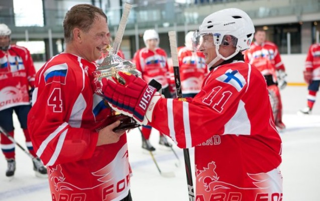 putinle-daha-xokkey-oynamayacagini-dedi-kreml-cavab-verdi