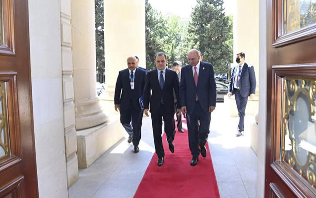 ceyhun-bayramov-feysel-el-fayez-ile-gorusdu