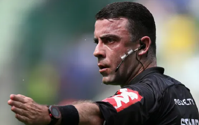 homoseksual-oldugunu-aciqlayan-ilk-fifa-hakimi-oldu
