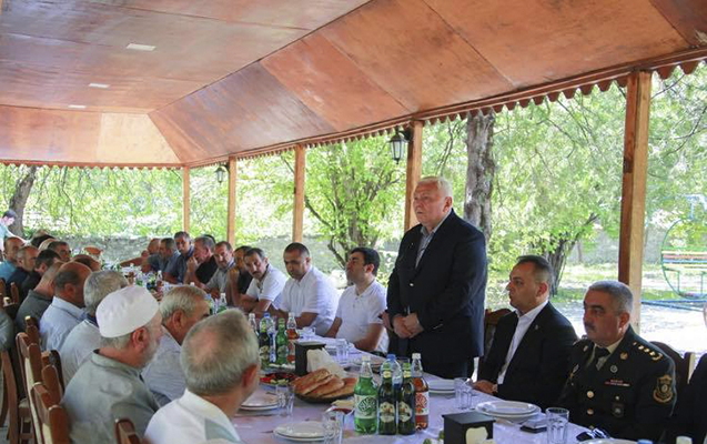 sekide-sehid-aileleri-ucun-bayram-sufresi-teskil-olundu