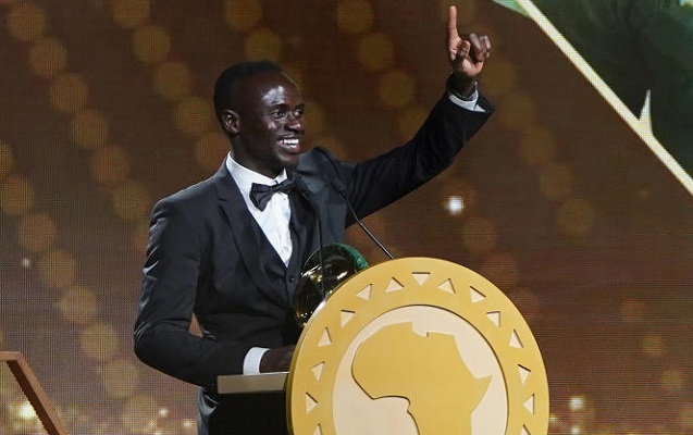 afrikada-ilin-en-yaxsi-futbolcusu-secildi