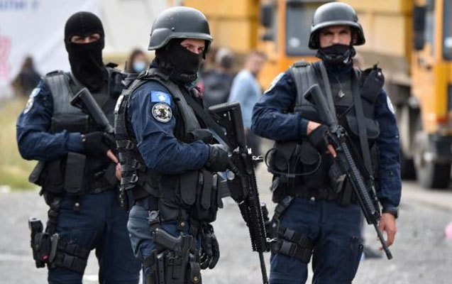 kosovoda-polise-silahli-hucum-oldu