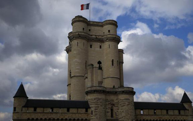 Fransa ruslara tarixi Vinsen qəsrini qadağan etdi