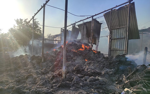 Şabrandakı yanğında 13 ev yandı