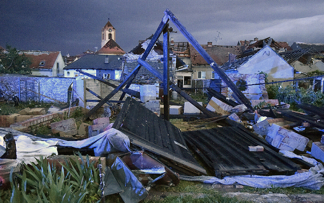 Avstriyada fırtına nəticəsində iki uşaq öldü