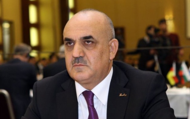 selim-muslumov-sehid-aileleri-ucun-ayrilmis-pullari-menimseyib