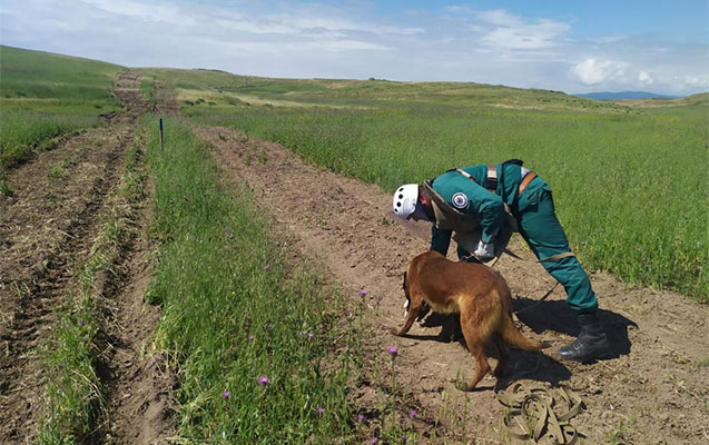 hikmet-haciyev-minaya-duserek-olen-dina-ile-bagli-paylasim-etdi
