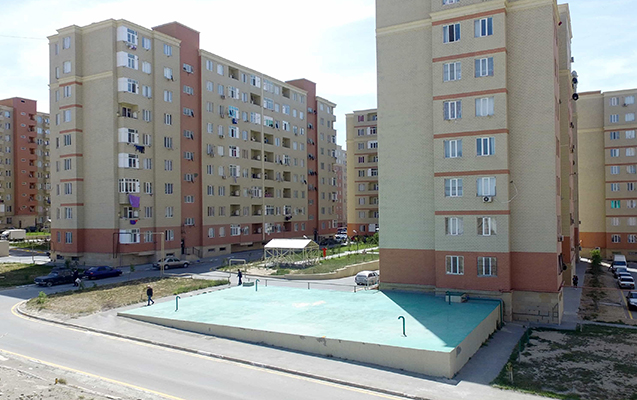 bakida-eyni-kompleksde-iki-dehsetli-olum