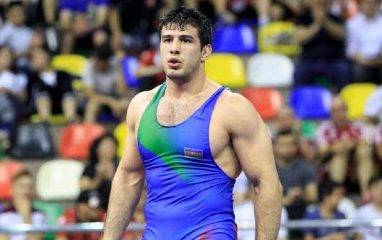 Ülvi Qənizadə dünya çempionatının gümüş medalını qazandı