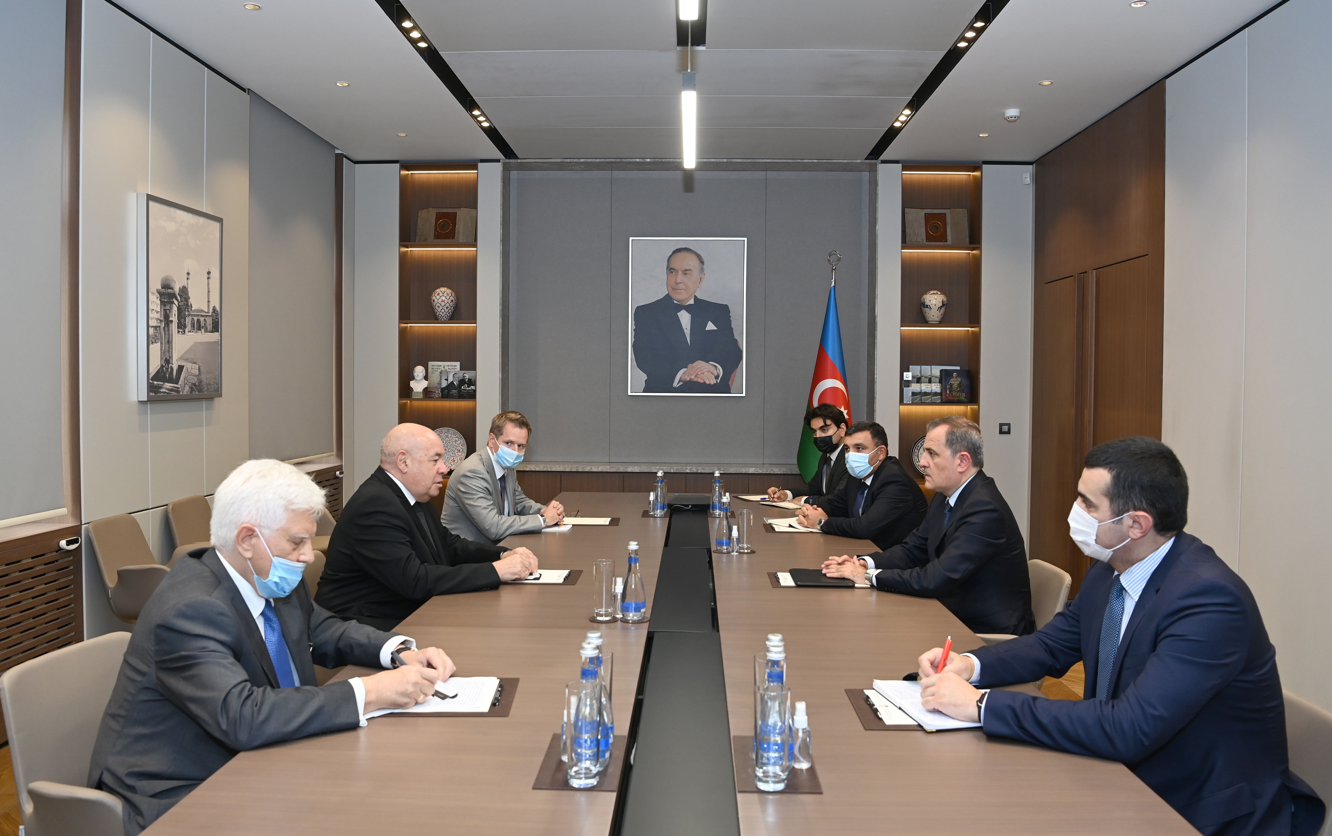 azerbaycan-ermenistana-birterefli-qaydada-humanitar-ateskes-teklif-edib