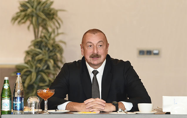 Prezident Bolqarıstanın biznes dairələrinin nümayəndələri ilə görüşdü