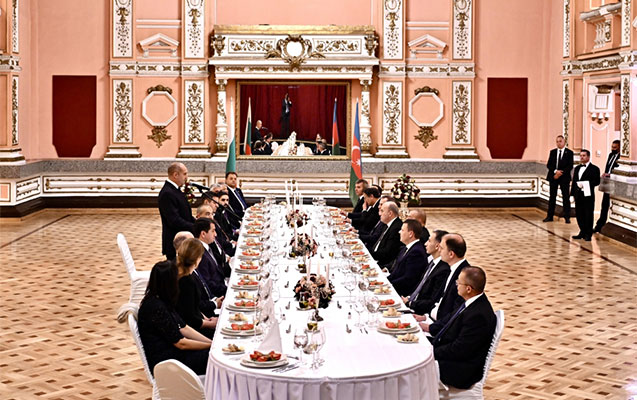 В честь Ильхама Алиева состоялся официальный обед