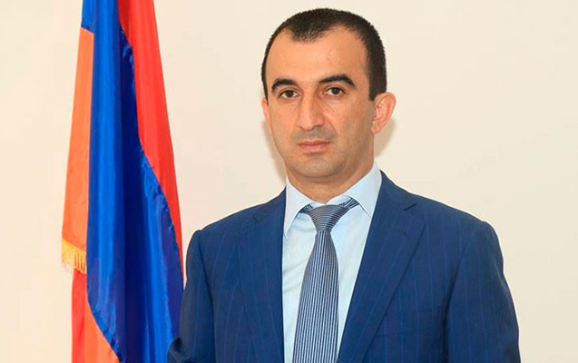 Ermənistanda müxalif deputat mandatından imtina etdi
