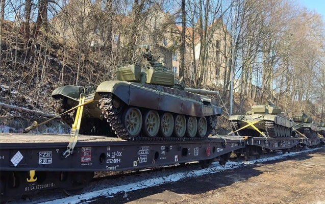 Çexiya Ukraynaya ağır hərbi texnika göndərəcək