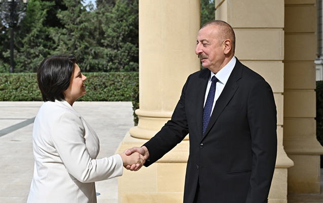ilham-eliyev-moldovanin-bas-naziri-ile-gorusdu