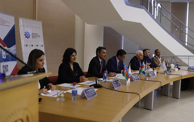 “Audiovizual media mühitində universal jurnalist” mövzusunda təlimlərə başlanıldı — Fotolar