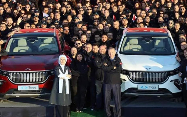 Ərdoğan Türkiyənin ilk elektromobilini təqdim etdi