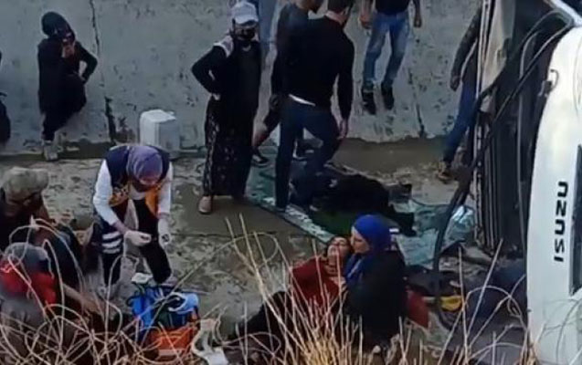 Türkiyədə mikroavtobus suvarma kanalına aşdı — Xeyli sayda yaralı var