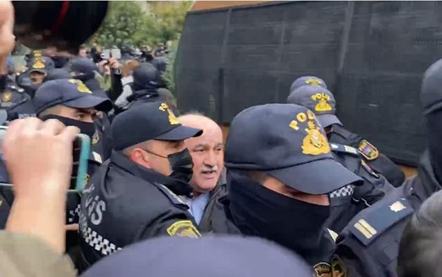 Bakıda İran səfirliyinin qarşısında aksiyaya cəhdi