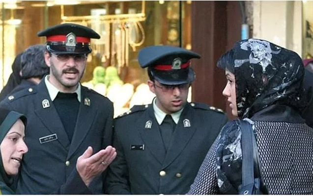 İranda əxlaq polisi ləğv edildi?