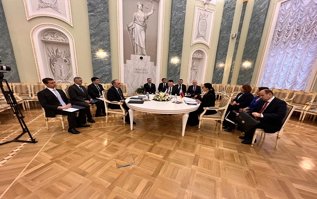 Состоялась встреча генпрокуроров Азербайджана, России и Армении
