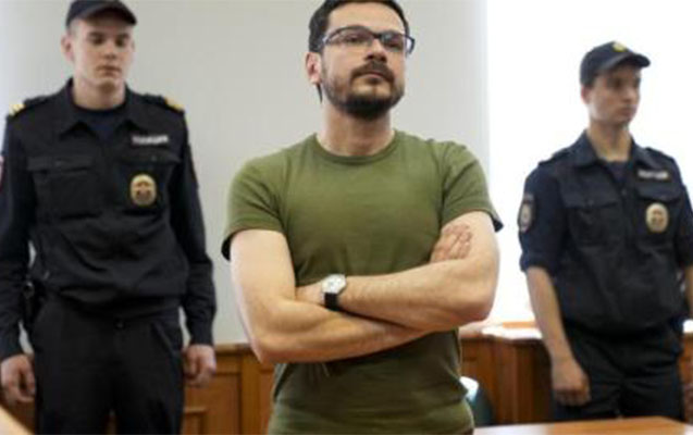 rusiyada-eks-deputata-85-il-hebs-cezasi-verildi
