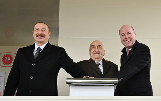 ilham-eliyev-blokun-denize-yola-salinmasi-merasiminde