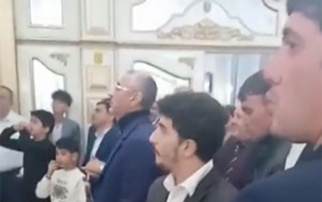 Toyu dayandırıb dünya çempionatını izlədilər