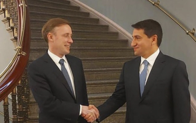 hikmet-haciyev-baydenin-musaviri-ile-sulh-danisiqlarini-muzakire-etdi