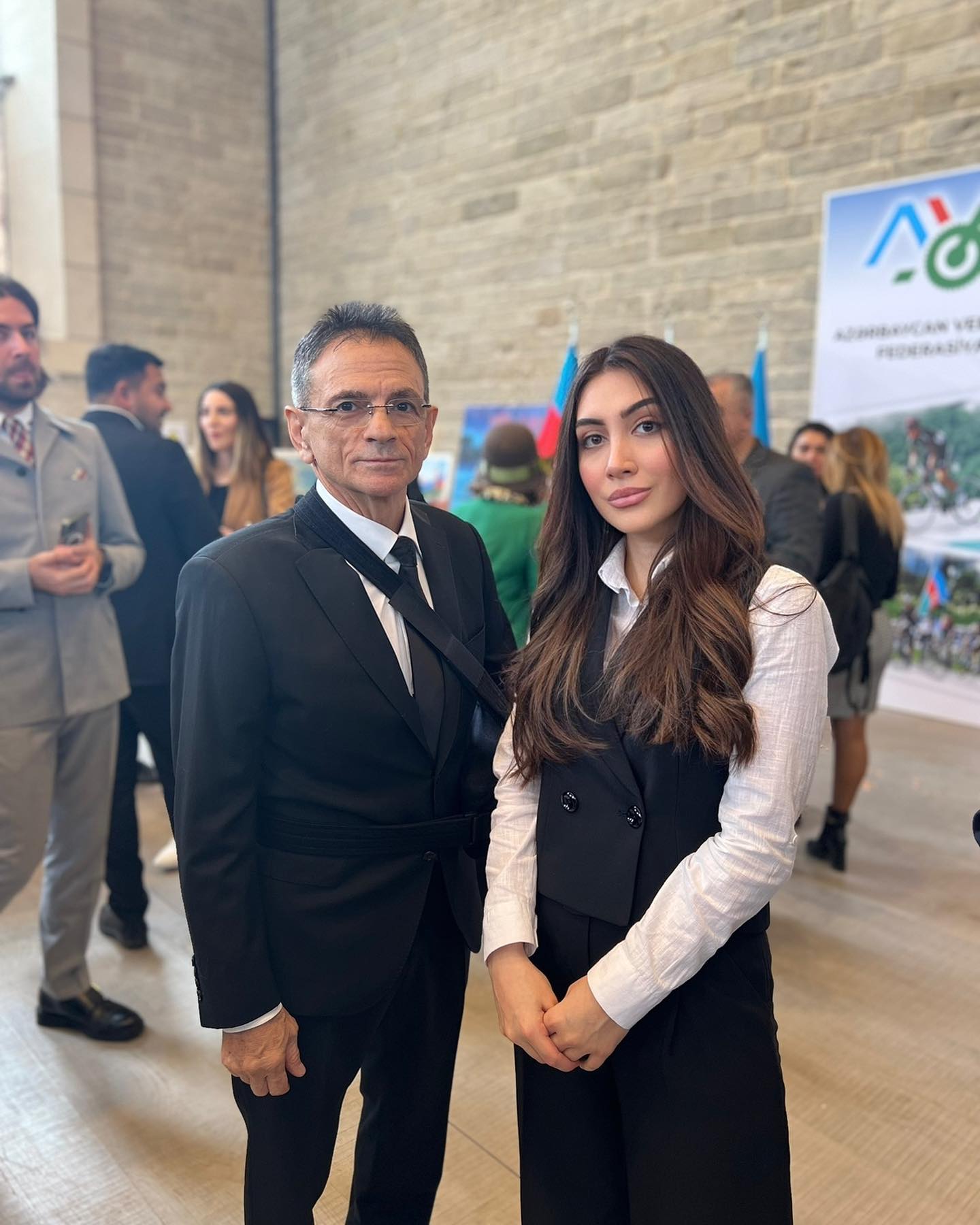 Mədət Quliyevə nə olub? - FOTOLAR 2 Mədət Quliyevə nə olub? - FOTOLAR