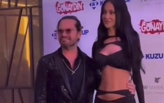 ozanin-sevgilisi-ile-goruntusu-gundem-oldu