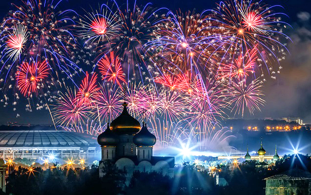 Dünyanın 4 tərəfindən atəşfəşanlıq — Fotoları