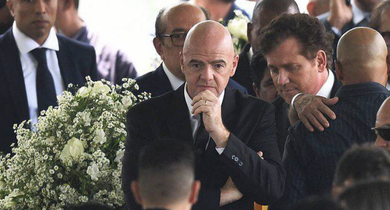 Braziliya Pele ilə belə vidalaşır - Fotolar - YENİLƏNİB 7 Braziliya Pele ilə belə vidalaşır - Fotolar - YENİLƏNİB