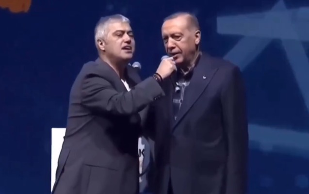 meshur-mahnisini-erdoganla-birlikde-oxudu