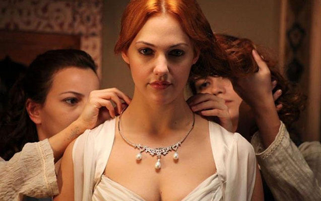 Kafesi bağlandı, qızı atasından ayrıldı… — “Hürrəm”in həyatdakı uğursuzluğu