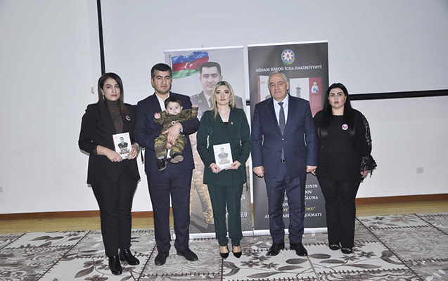 agdamda-sehidin-xatiresine-hesr-olunan-kitabin-teqdimati-kecirildi