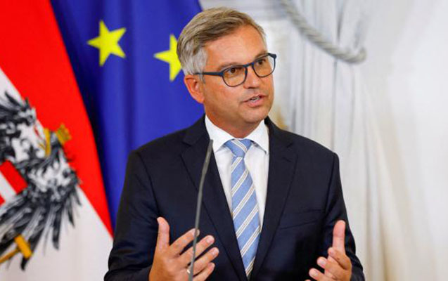 avstriyanin-maliyye-naziri-skuterle-qeza-etdi