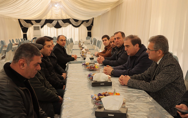 niyazi-bayramov-orxan-esgerovun-yas-merasiminde-istirak-edib