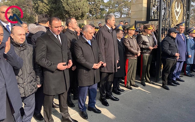 Министры приняли участие на похоронах Орхана Аскерова - Видео