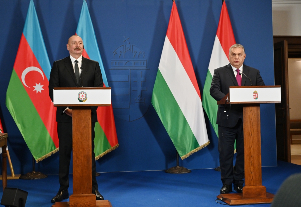Президент Азербайджана и Виктор Орбан выступили с заявлениями для прессы