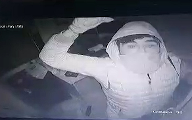 markete-ogurluga-giren-sexs-bele-tutuldu