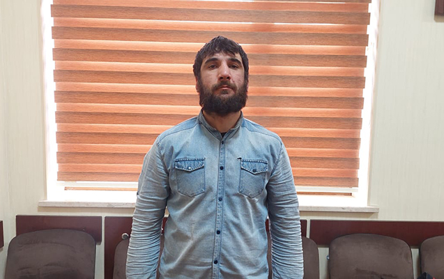 gencede-azyaslini-vuran-sexs-saxlanildi